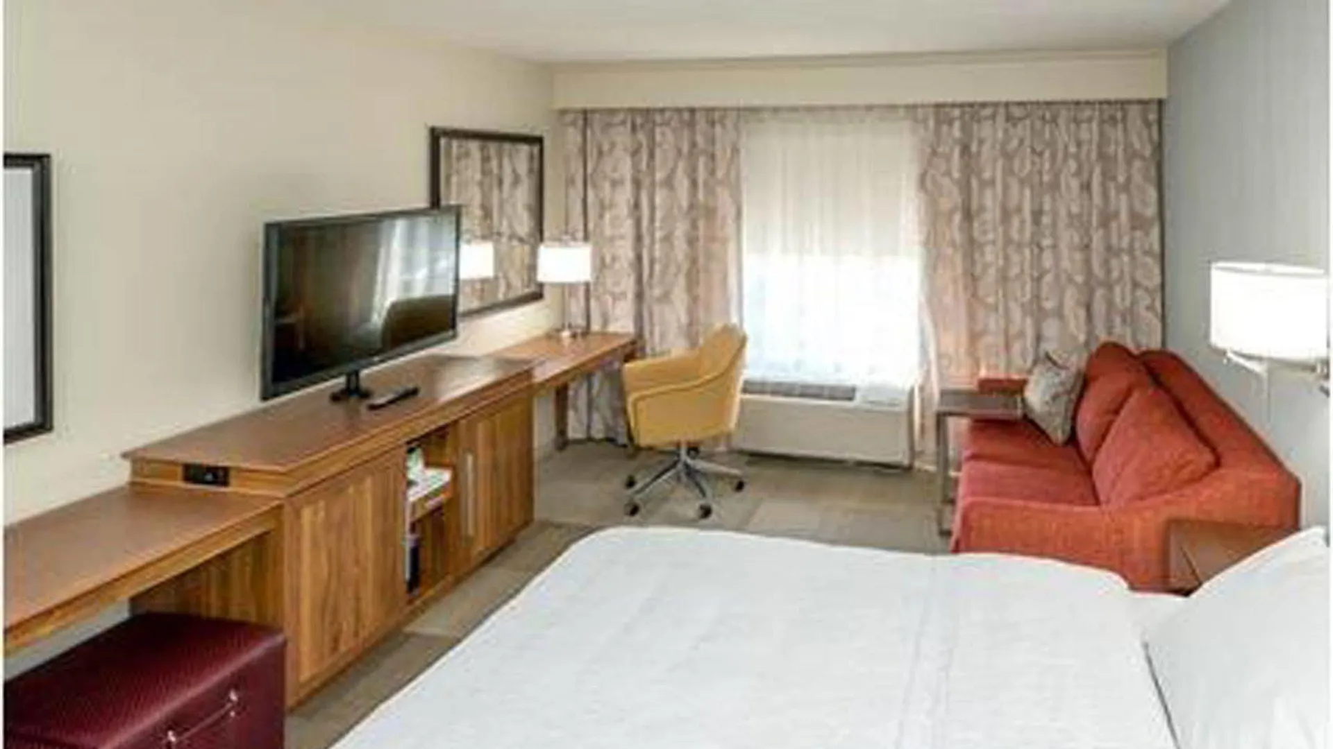 Hampton Inn Long Beach Airport, Ca Hotel